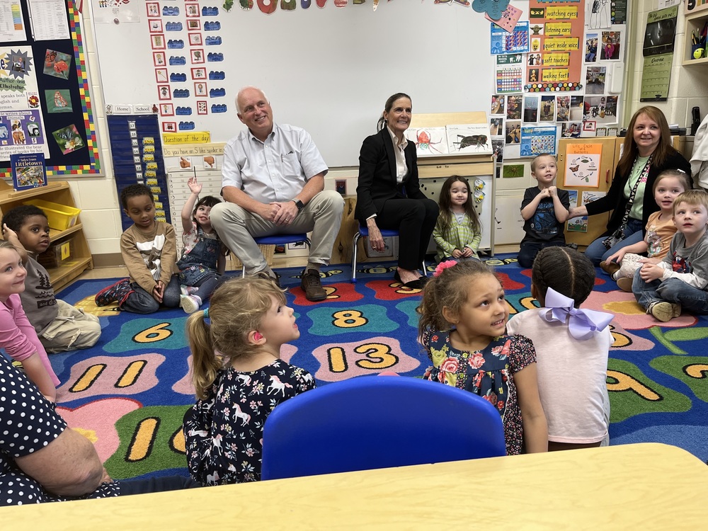 State Sen. Terry Johnson and State Rep. Jean Schmidt visit a Head Start classroom at Clermont Northeastern. (Photo by Dick Maloney.)