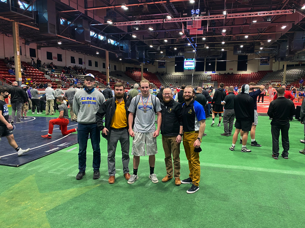 Mattes excels on mat for Rockets