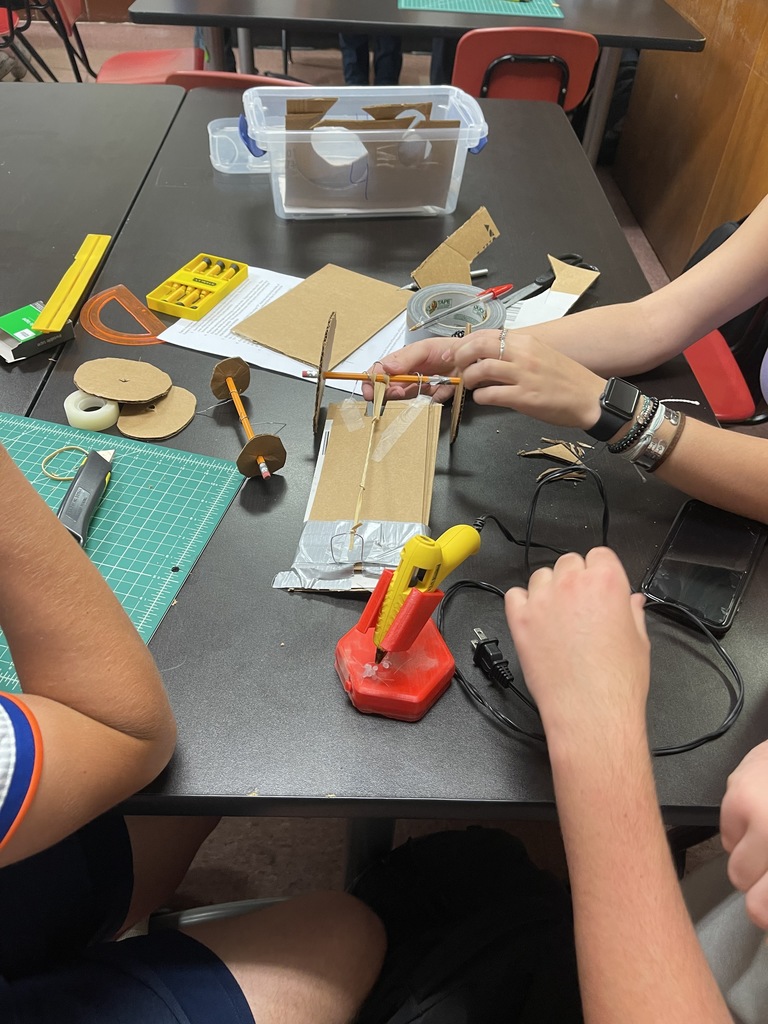 Self propelled cars in Engineering class